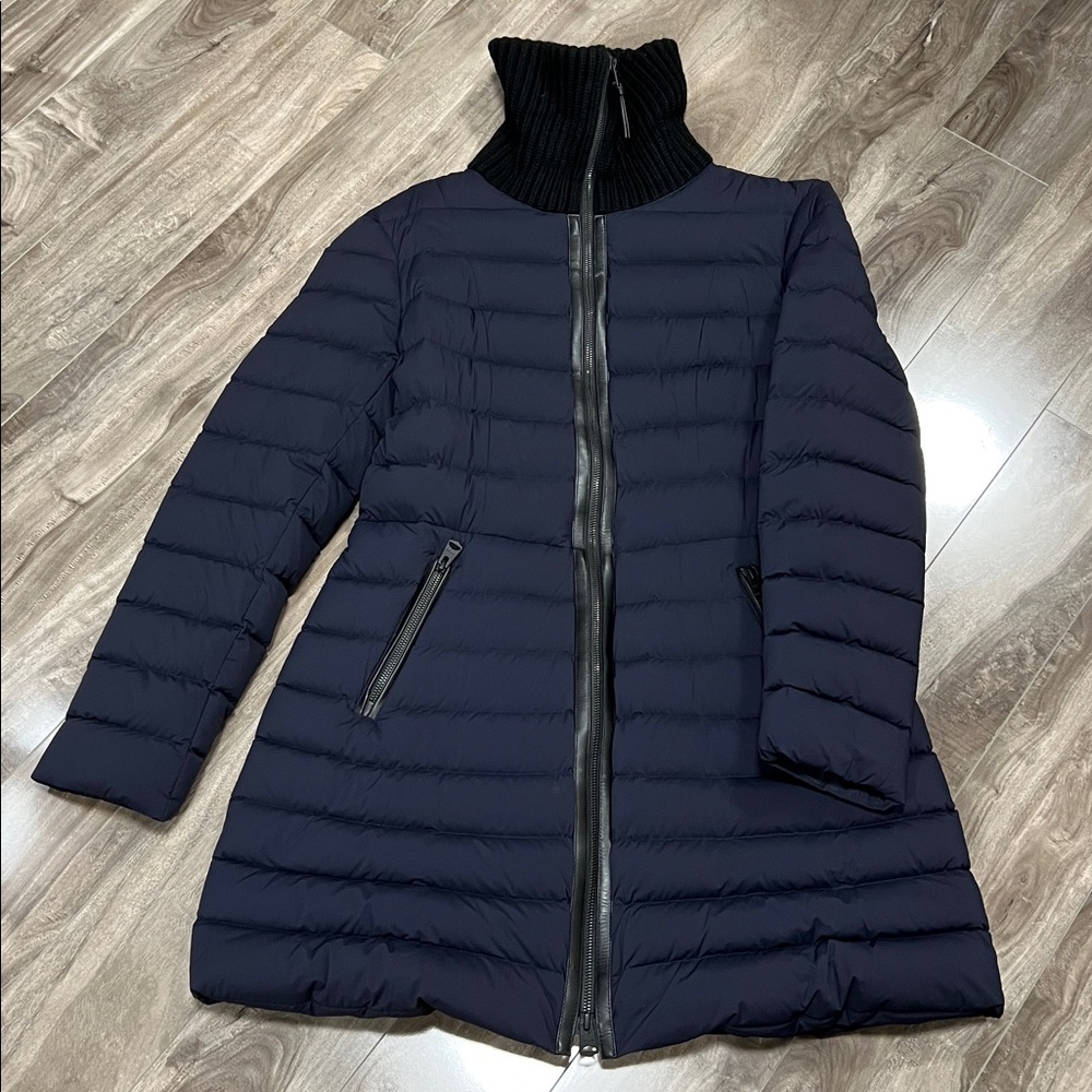🔥🔥MACKAGE – Down Puffer Jacket - NAVY/L